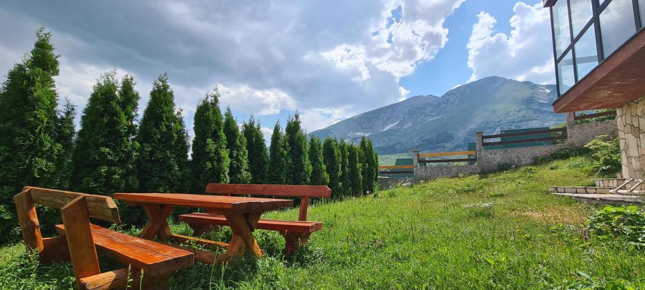 Hawkeye Villa Zabljak  Luaran gambar
