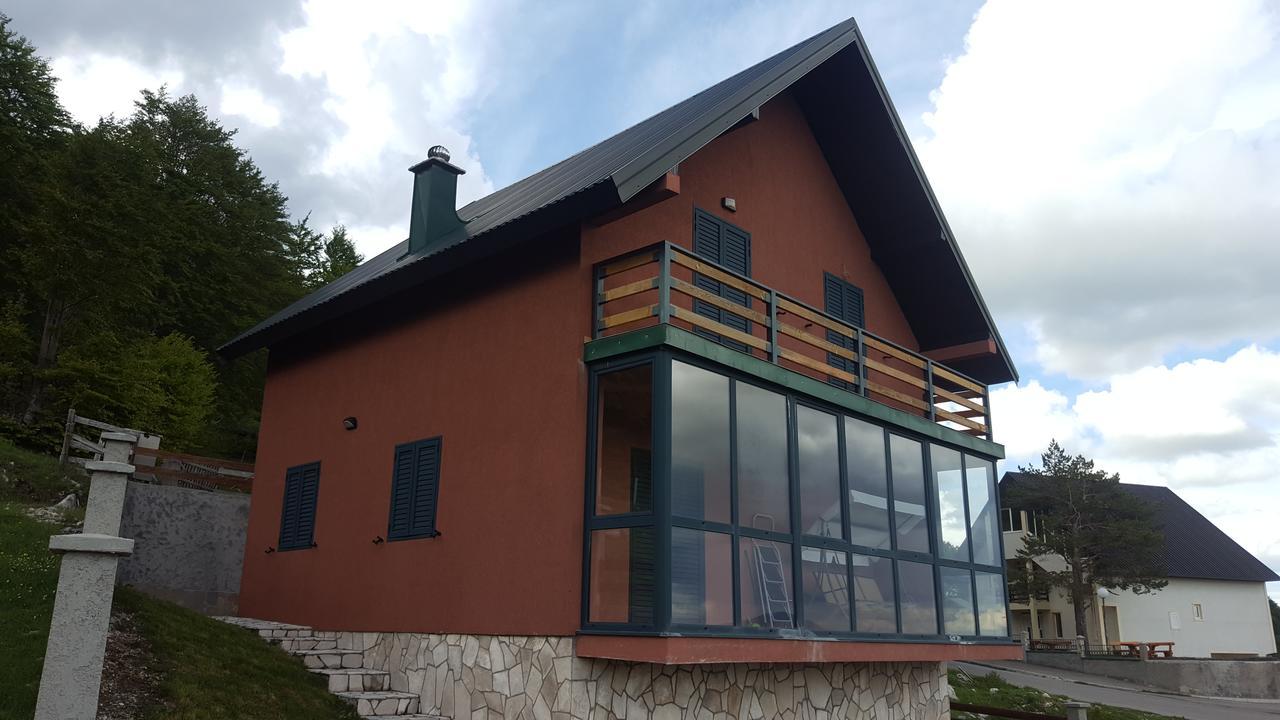 Hawkeye Villa Zabljak  Luaran gambar