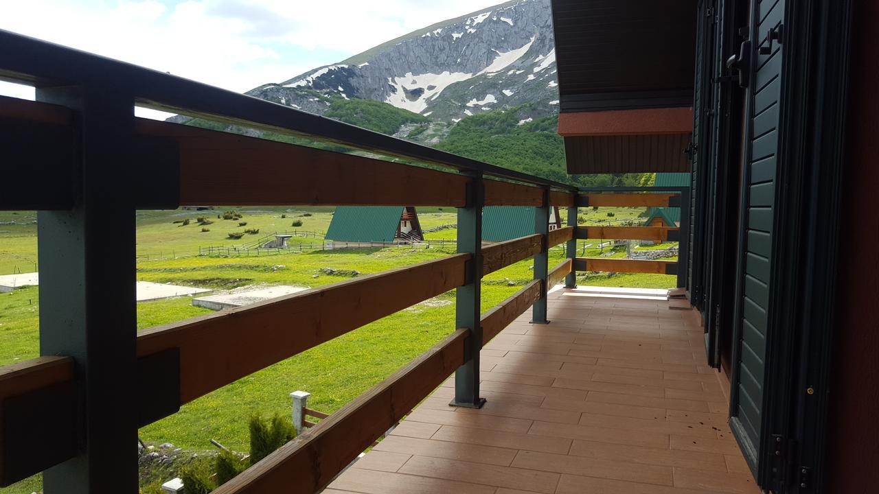 Hawkeye Villa Zabljak  Luaran gambar